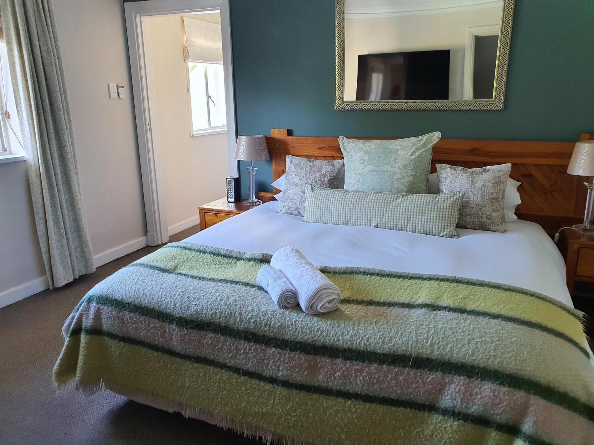 Wild Olive Guest House & Villa Кейптаун Екстериор снимка