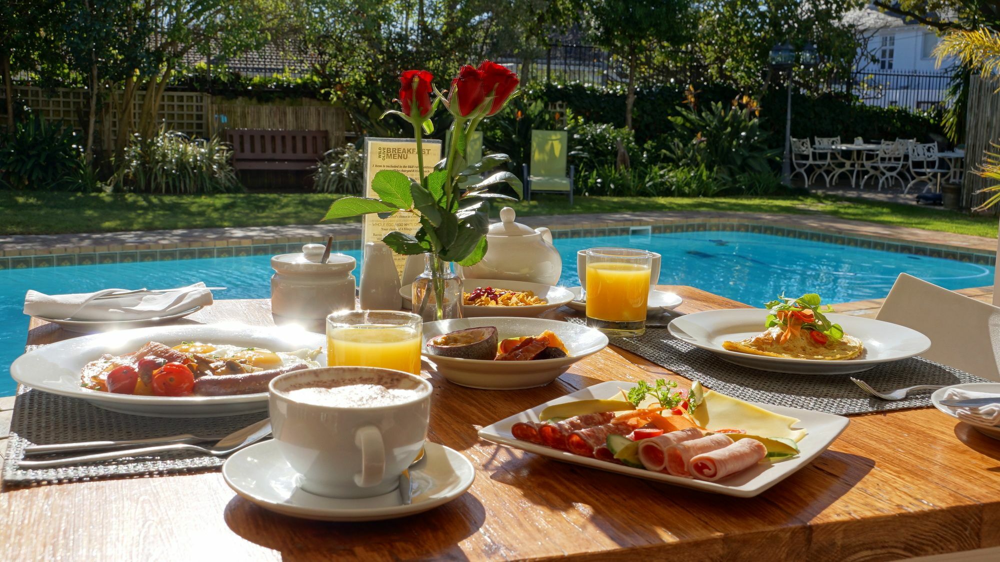 Wild Olive Guest House & Villa Кейптаун Екстериор снимка